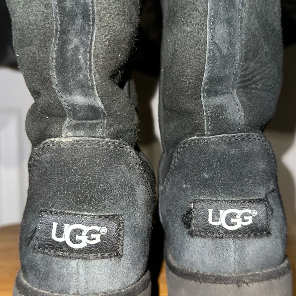 UGG Black Wedged Boots - Picture 2 of 5